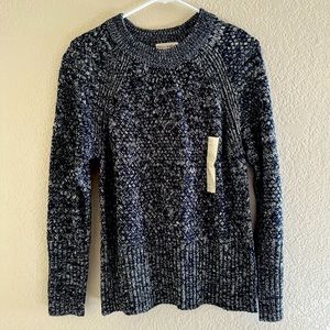 Universal threads Navy blue, white, green hues. Perfect a cold day